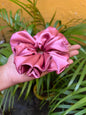 Rosie pink-Satin scrunchie